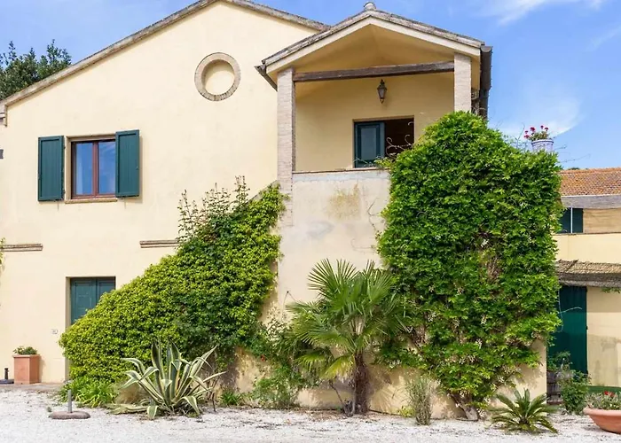 R24 - Casa Glicine . Apartamento *