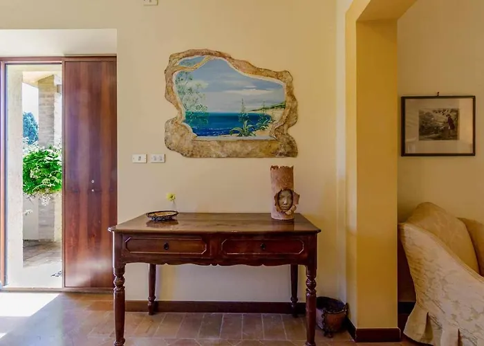 R24 - Casa Glicine . Numana