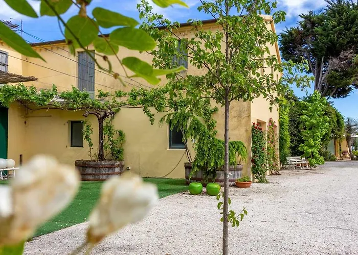 R24 - Casa Glicine . Apartamento