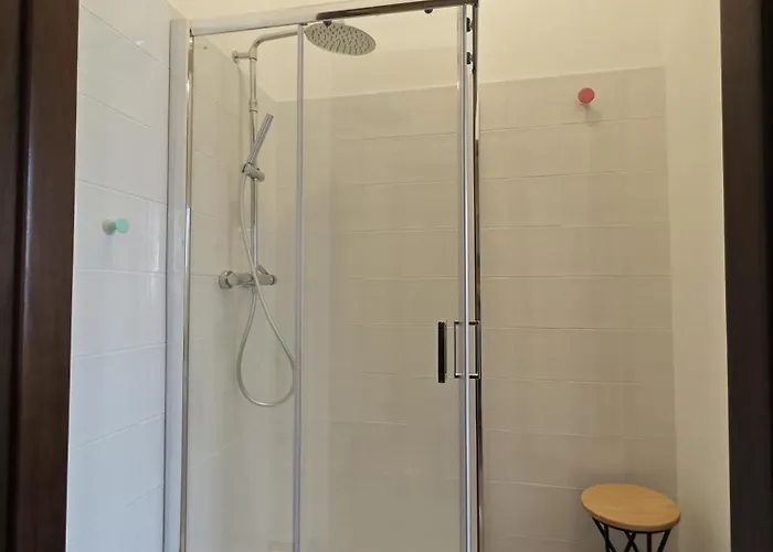 R24 - Casa Glicine . Apartamento Numana