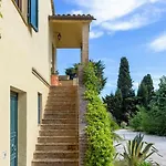 R24 - Casa Glicine . * Numana