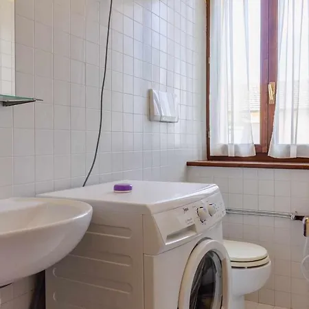 R24 Casa Glicine Numana