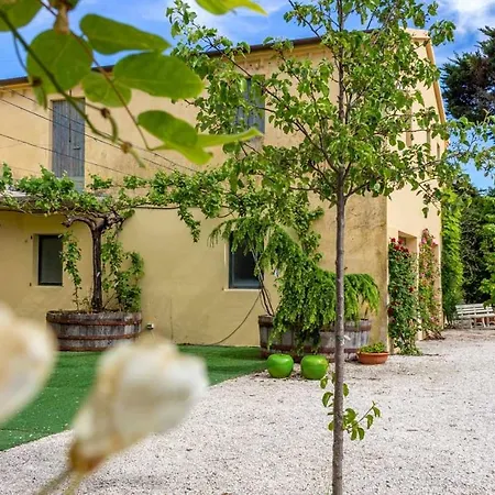 R24 Casa Glicine Apartment